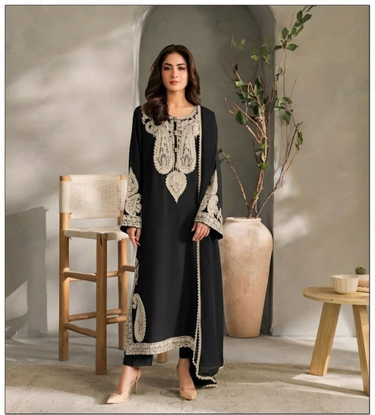 Aleena Amir Luxury Lawn 3PC