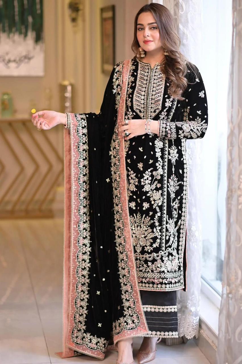 Aneela’s Heavy Sequins Cotton Suit