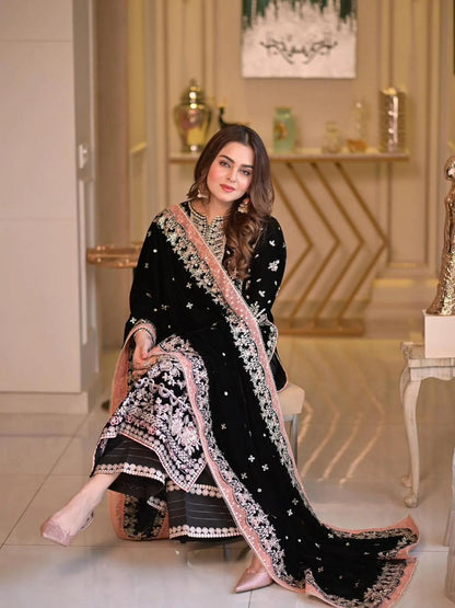 Aneela’s Heavy Sequins Cotton Suit