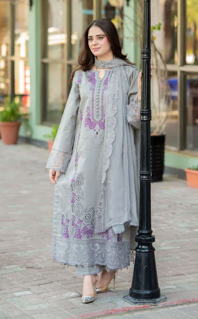 MUSHQ Premium EMBROIDERED Lawn 3Pcs