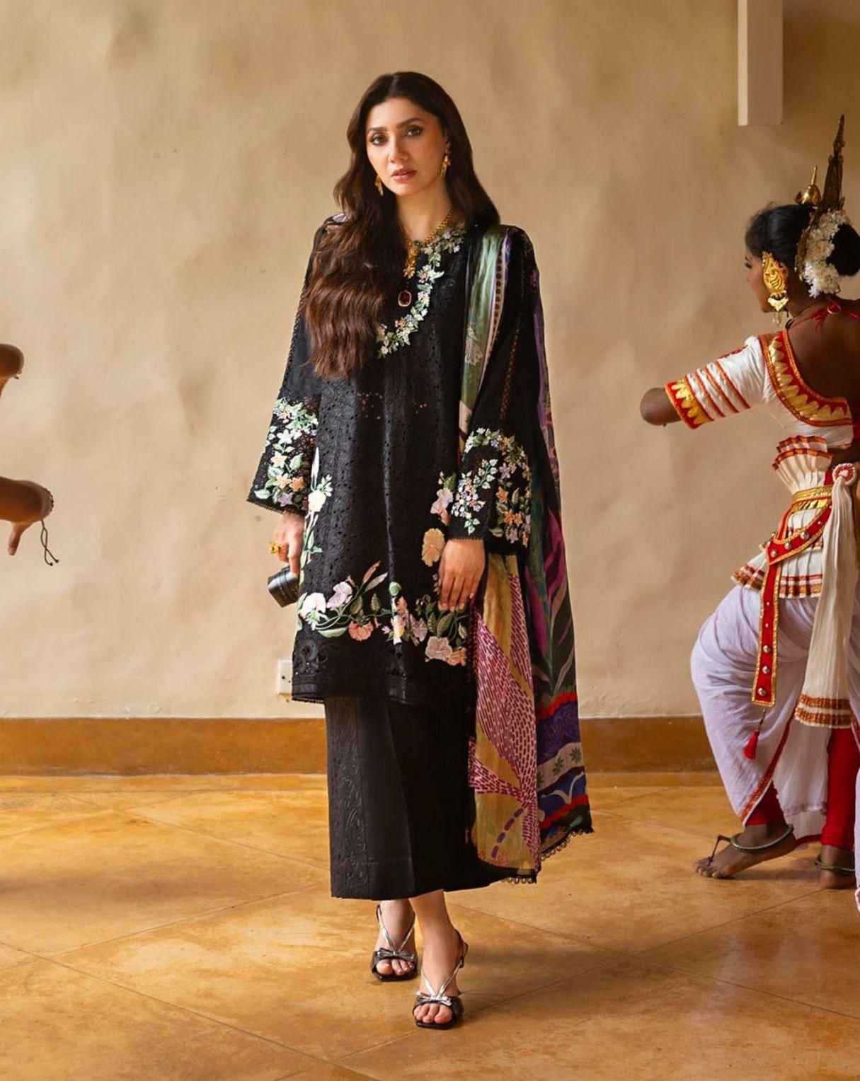 MUSHQ Lawn Unstitched 3 Piece Suit with Heavy Chikankari Embroidery & Silk Digital Dupatta